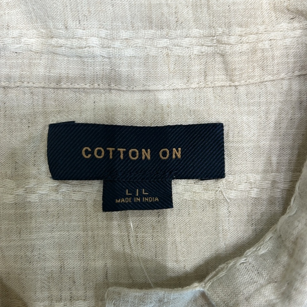 Cotton On shirt size Latge - Picture 5 of 9